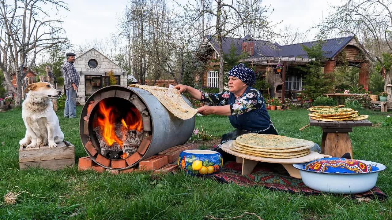 Готовим Весенние Кутабы | Весенняя Еда из Природы смотреть онлайн
