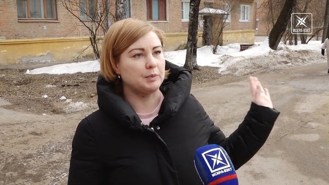 Разрушение фундамента из-за бездействия УК беспокоит жителей дома №4А по ул.Московской смотреть онлайн