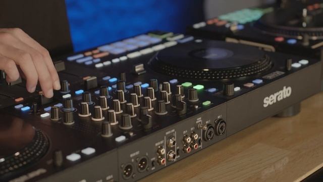 RANE ONE VS RANE FOUR - Which DJ Controller is best for You? смотреть онлайн