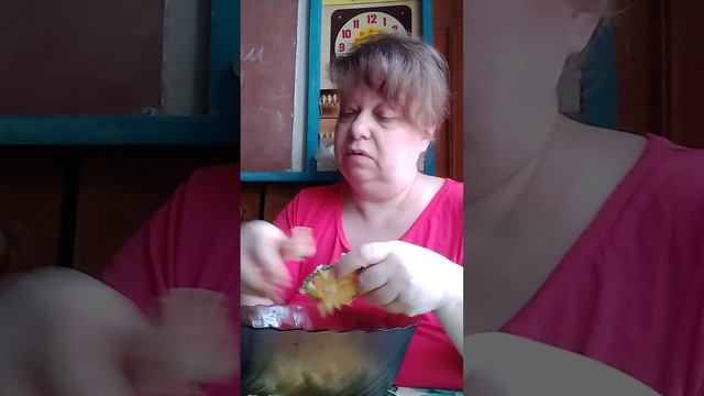 ГОТОВЛЮ ОЛИВЬЕ смотреть онлайн