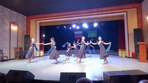 Патриотический танец "Синий платочек'