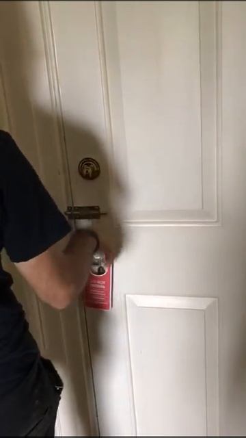 Lock Installation смотреть онлайн