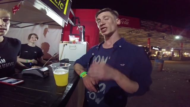 Зипуля на Atlas Weekend концерт Агонь вечеринка basside смотреть онлайн