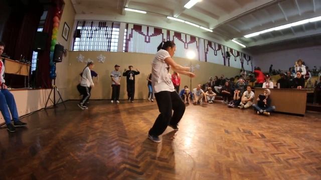 Explosion Battle 5 Hip hop 1x1 female Knopka vs Оля смотреть онлайн