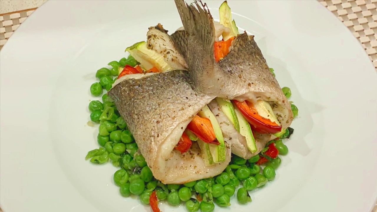 Дорадо с овощами и зеленым горошком смотреть онлайн