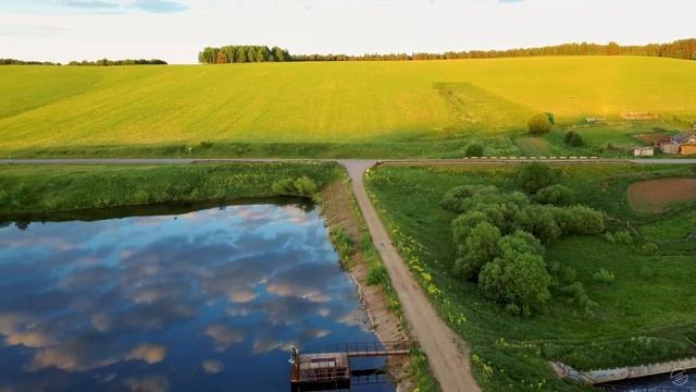 пролет на дроне над уральской деревней.лето 2022 смотреть онлайн