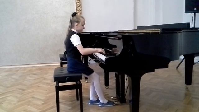 Lidia Nikolaeva, Pskov, RF, "Music box" смотреть онлайн