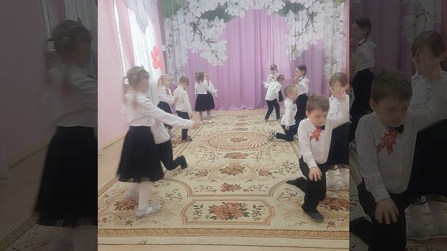 танец.mp4 смотреть онлайн