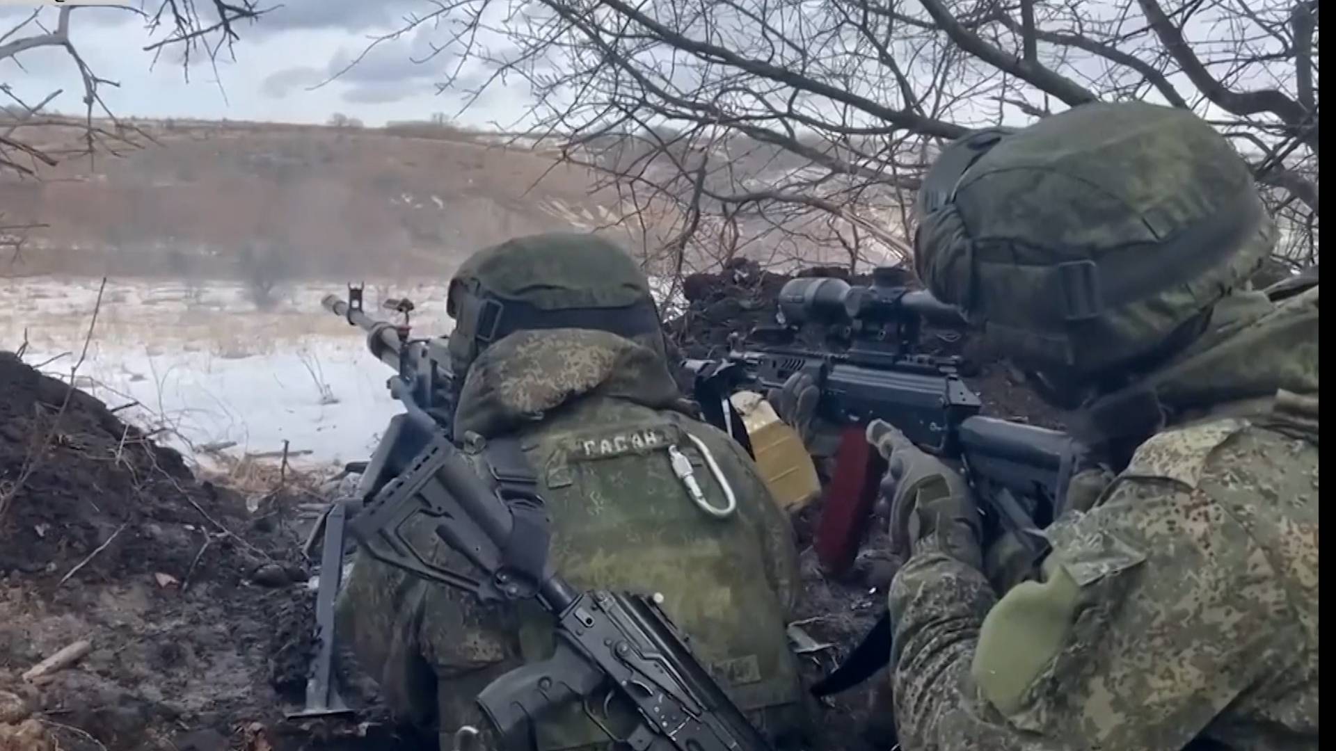 РОССИЙСКИЕ ВОЙСКА ПРОДОЛЖАЮТ НАНОСИТЬ УДАРЫ ПО ПОДРАЗДЕЛЕНИЯМ ВСУ. СВОДКА СВО смотреть онлайн