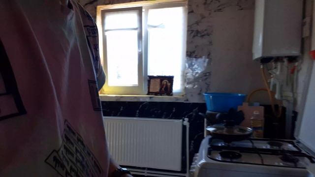 Не успели приехать с Мартюшкой в Деревню Соседи тут как тут , Что привезли , Разбираем он Помогает смотреть онлайн