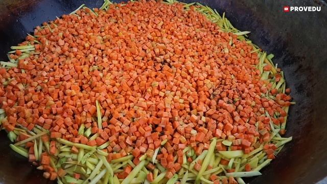 Плов с мясными рулетами. Узбекистан. Ташкент. Проведу.