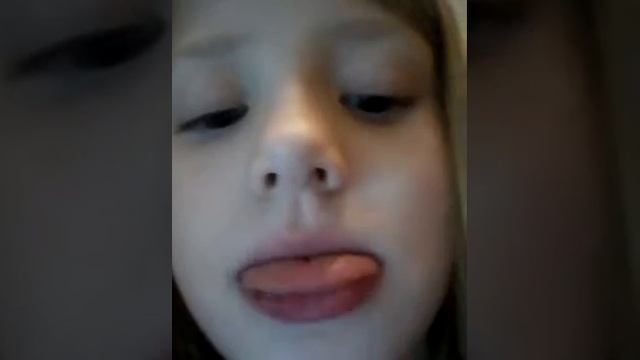 Песня каждая девачка мечтает стать звездой смотреть онлайн