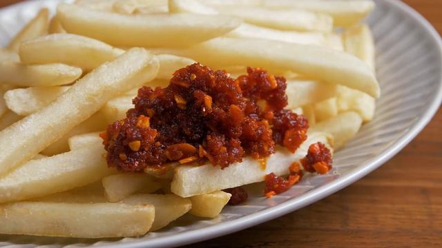 What is UMAMI TOPPING Crunchy Garlic? смотреть онлайн