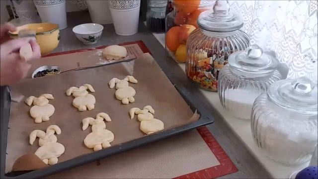 Пасхальные зайчики и Плюшечки! Пасхальная выпечка !Домашняя еда Кухня Рецепты смотреть онлайн