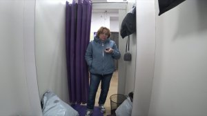 Примерка на прогулке 🤣. И всё-таки я её найду… ту…единственную