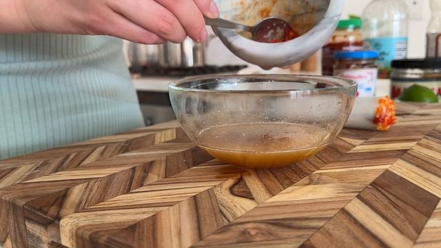 How to make SNOW FUNGUS SALAD | Yum Talay | House of X Tia смотреть онлайн
