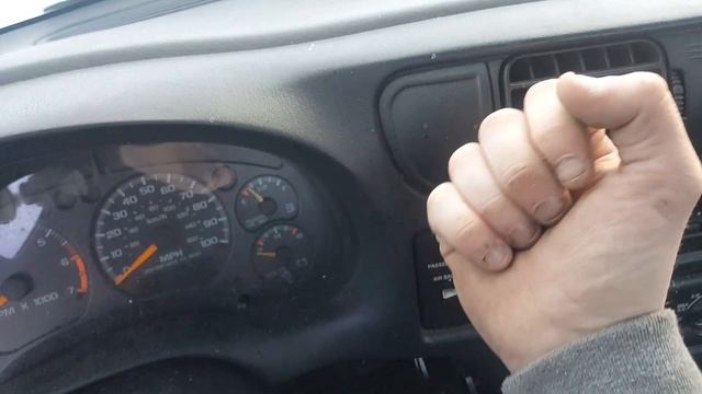 1998 1999 00 01 02 03 2004 CHEVY S10 BLAZER SONOMA BRAVADA DASH BEZEL REMOVAL SHOWING HIDDEN SCREWS смотреть онлайн