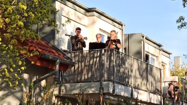 Balkon-Konzert im Stuttgarter Südwesten смотреть онлайн
