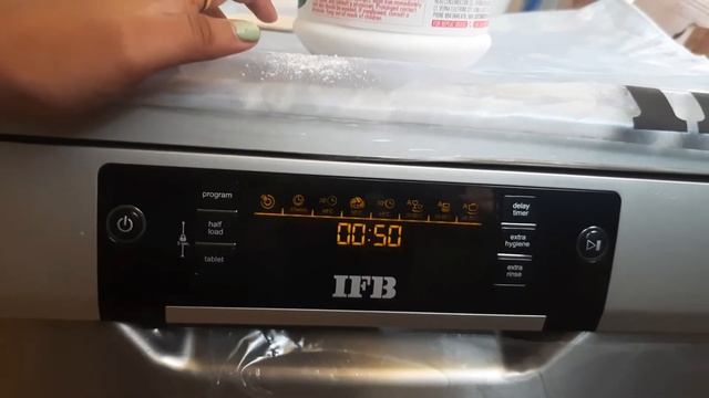 IFB SX1 Neptune Dishwasher Review | DEVI'S MENU смотреть онлайн