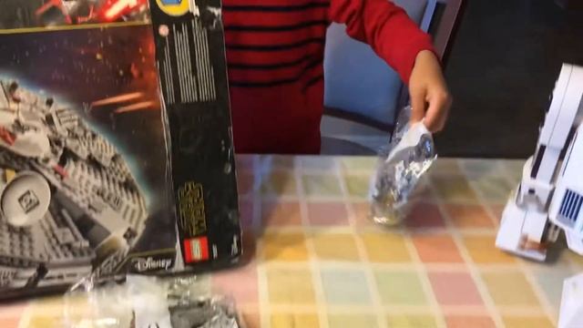 LEGO STAR WARS MILENIUM FALCON #75257 UNBOXING смотреть онлайн