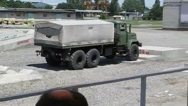 КрАЗ-6322 и КрАЗ-5233 Полигон КрАЗ Кременчуг, Украина