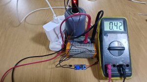 Зарядное 12 вольт из телефонной зарядки.