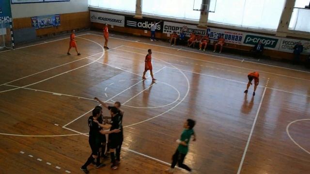 Покер Серебрякова Максима в матче с ЛГТУ Липецк. смотреть онлайн