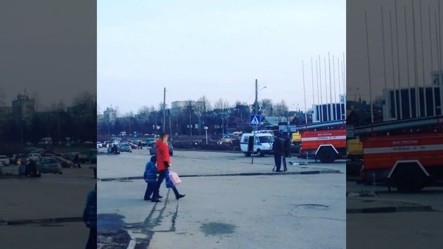 Бомбы в оставленном на площади Советской чемодане не оказалось смотреть онлайн