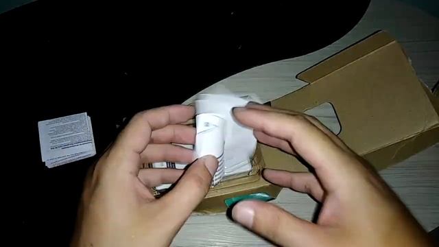 Unboxing Carregador de Pilha AA/AAA Recarregável Sony + Pilhas смотреть онлайн