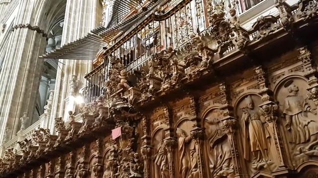 Organ Practice In SALAMANCA'S Cathedral. -SPAIN-.