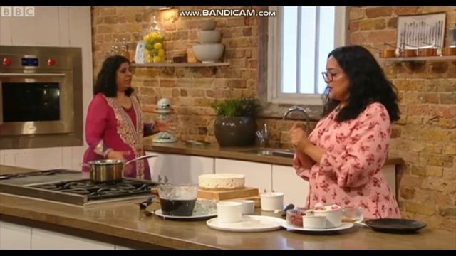 Shelina Permalloo cooks live for Eid with Matt and friends смотреть онлайн