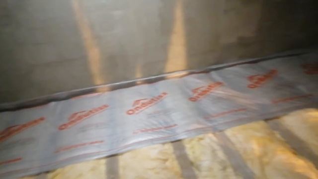 Строим дом. Часть 205. Гидропароизоляция под полы деревянного перекрытия. смотреть онлайн