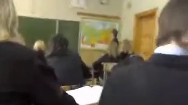Блудный Атон на уроках в школе смотреть онлайн