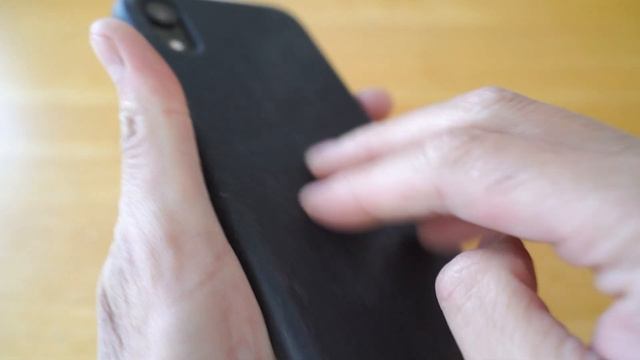Spigen Liquid Air Armor iPhone Case Vs. Miracase Silicon Gel Rubber Cover [4K ASMR] смотреть онлайн