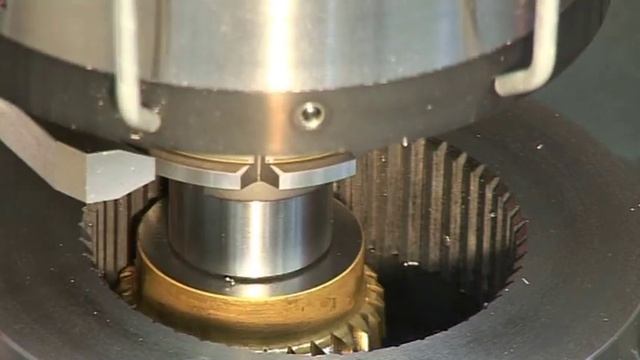MATEC 50 HVU 5-Axis CNC Internal Gear Milling Demo смотреть онлайн