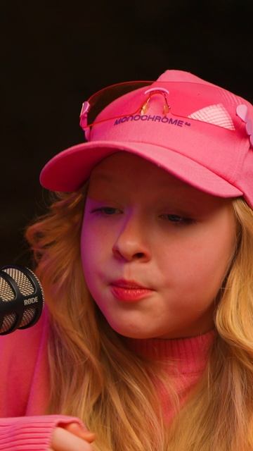 ПОКАЗАЛА ЗЛОГО ПАЦАНА, КОТОРЫЙ ХОЧЕТ НА ТРЕНИРОВКУ 🤭 #юмор #капитанкрюк #тренды #евасмирнова смотреть онлайн