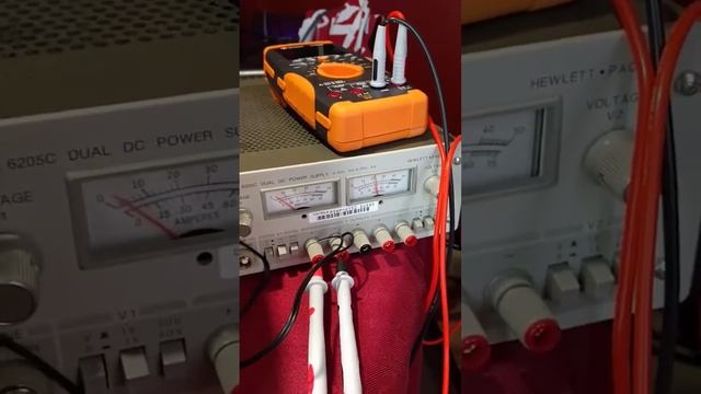 Pumping down Spectral 800s camera to a vacuum. смотреть онлайн