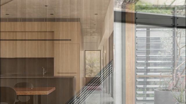 Crafting Architectural Excellence: The Tale of a House's Transformation and Courtyard Design смотреть онлайн