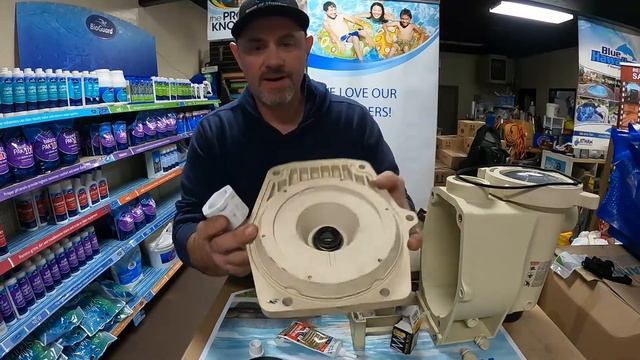 Pentair Whisperflo Pump Seal Replacement: How to replace a Pentair Whisperflo Pool Pump Shaft Seal смотреть онлайн