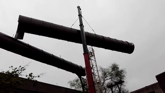Демонтаж трубы 3200 мм в диаметре на высоте 35 метров смотреть онлайн