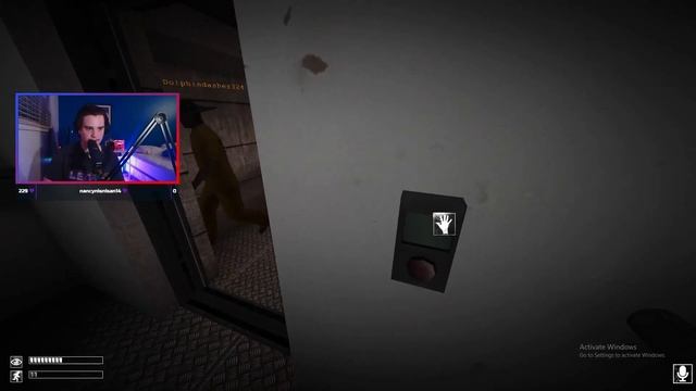 SCP: Containment Breach is TERRIFYINGLY HILARIOUS! смотреть онлайн