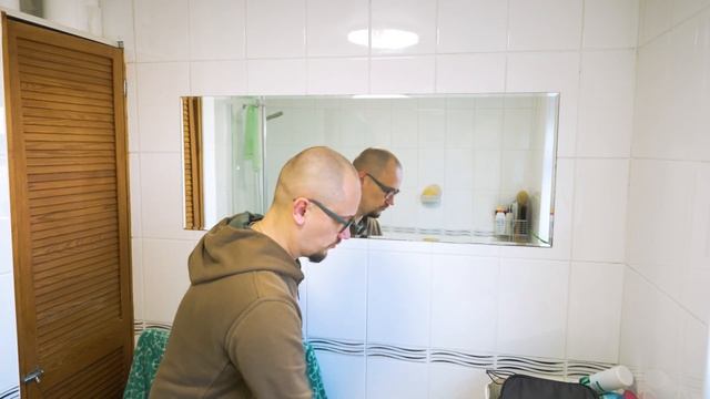 How Do They Film A Mirror Without Showing A Camera? | Short Film