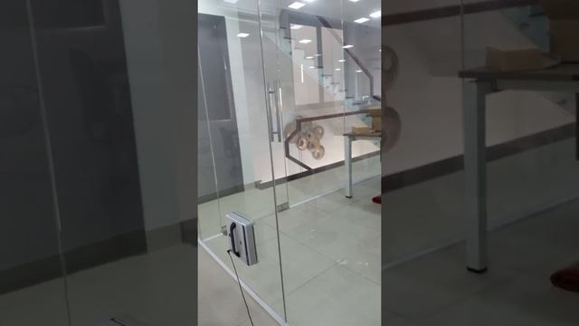 Robot lau kiếng thông minh WIN660 смотреть онлайн