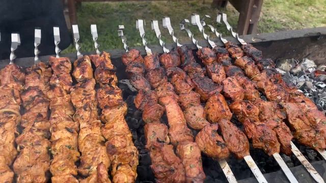 Шашлык машлык из свинины и говядины) смотреть онлайн