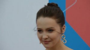 Юлия Хлынина -- актриса -- красная дорожка кинофестиваля. Закрытие  -- 2021.
