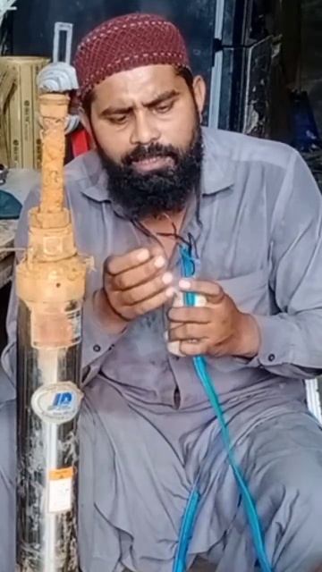 How To Check The Submersible Pump For Capacitors Other Than The Box?