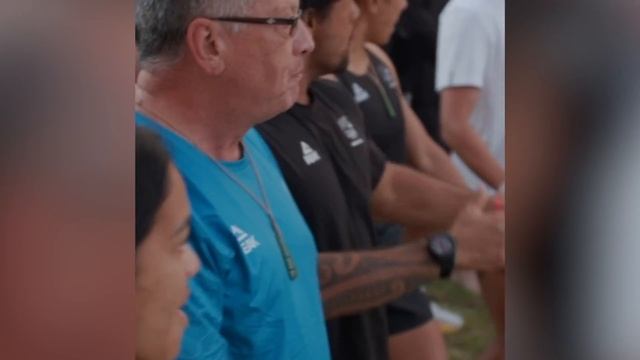 Watch the New Zealand Olympic team welcome their athletes with traditional chant смотреть онлайн