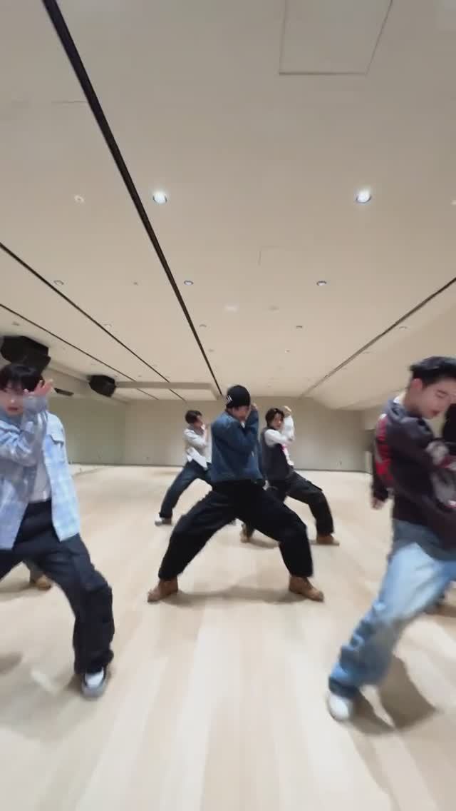 ENHYPEN Next to you👀 смотреть онлайн