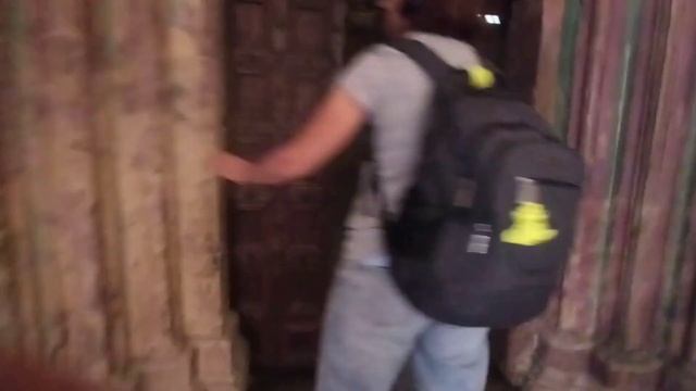 Самый большой кирпичный замок в мире|нашел вентствол и старинные катакомбы смотреть онлайн