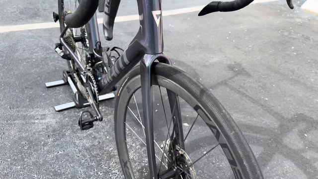 Has Giant Made the Best Endurance Bike of ALL TIME? *2024 Giant Defy Advanced SL 0* смотреть онлайн